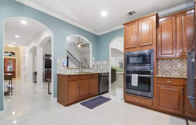 7647  Flecthers, San Antonio, TX 78254 — photo 9
