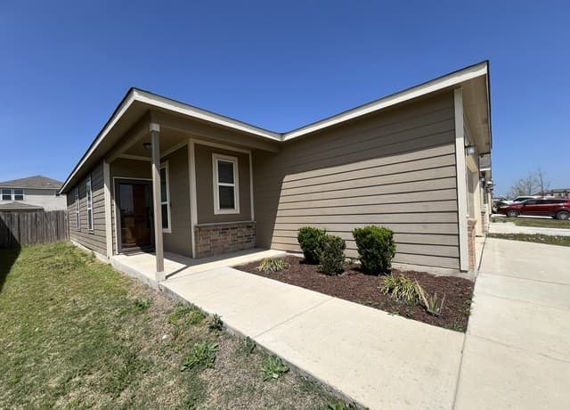 338  Mistflower, New Braunfels, TX 78130 — photo 3