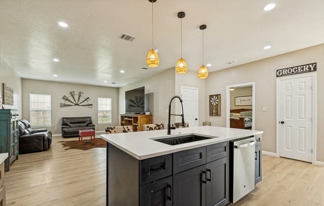 500  County Road 2645, Moore, TX 78057 — photo 10