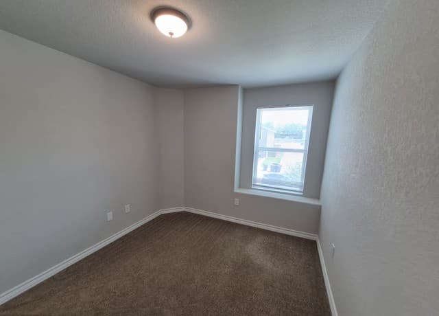 6303  Luglio Lane Unit 102, San Antonio, TX 78233 — photo 17