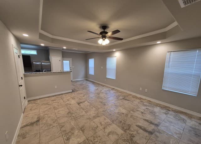 6303  Luglio Lane Unit 102, San Antonio, TX 78233 — photo 2