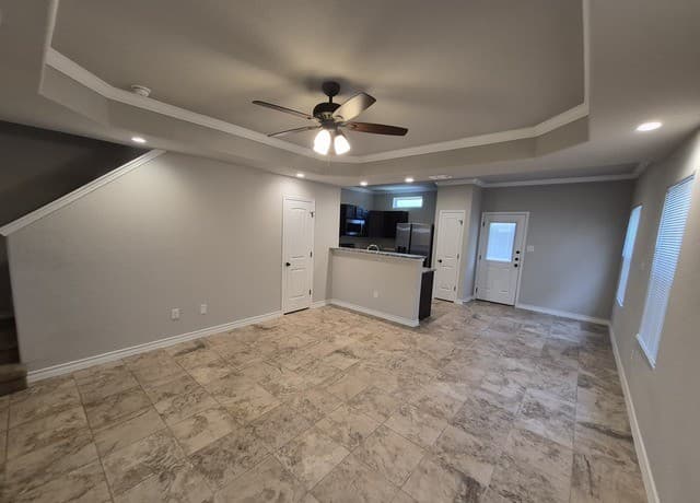 6303  Luglio Lane Unit 102, San Antonio, TX 78233 — photo 3
