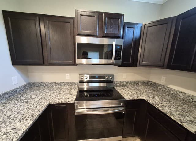 6303  Luglio Lane Unit 102, San Antonio, TX 78233 — photo 8
