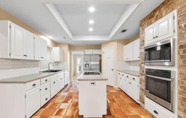 13311  La Vista Dr, San Antonio, TX 78216 — photo 13