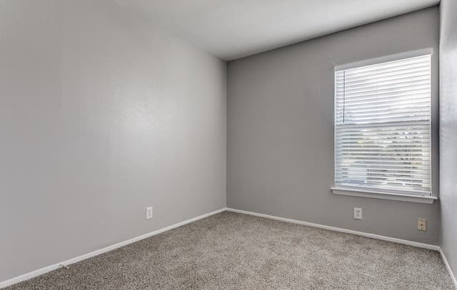 4031  Sunrise Bluff Dr, San Antonio, TX 78244 — photo 13