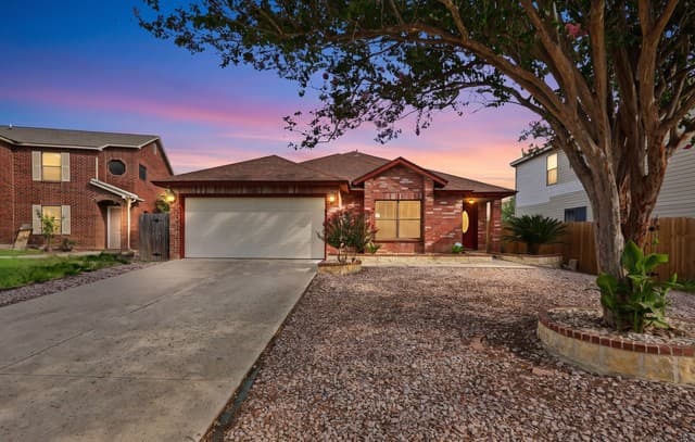 7807  Pecan Hts