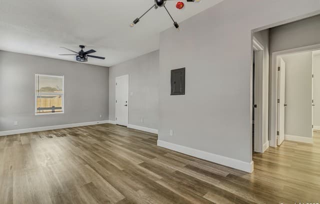 1803  Texas, San Antonio, TX 78228 — photo 17