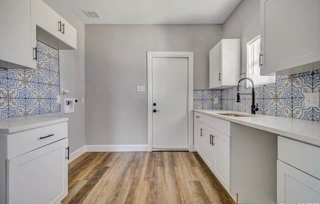 1803  Texas, San Antonio, TX 78228 — photo 23