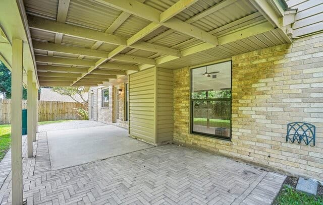6242  Madeleine, San Antonio, TX 78229 — photo 24