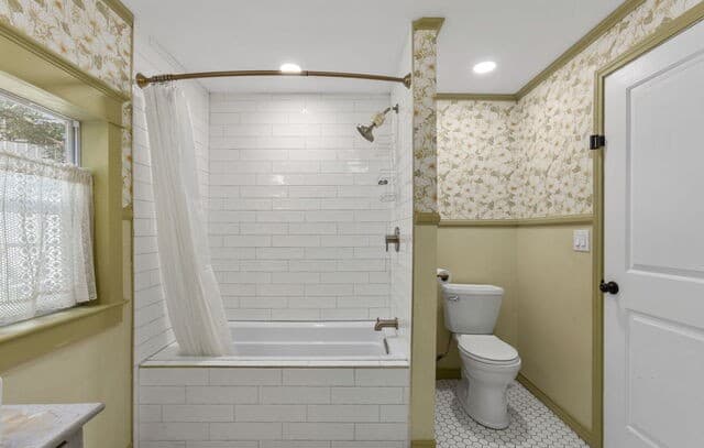 1266  Holbrook, San Antonio, TX 78218 — photo 22
