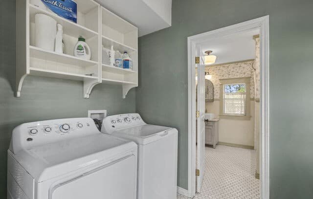 1266  Holbrook, San Antonio, TX 78218 — photo 23