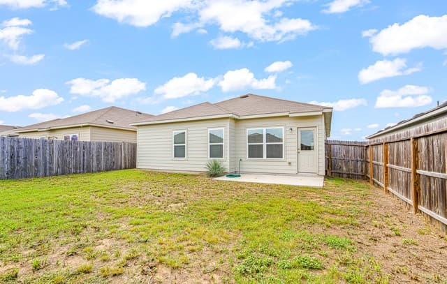 3238  Farm Oak, San Antonio, TX 78223 — photo 23