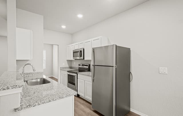 3238  Farm Oak, San Antonio, TX 78223 — photo 9