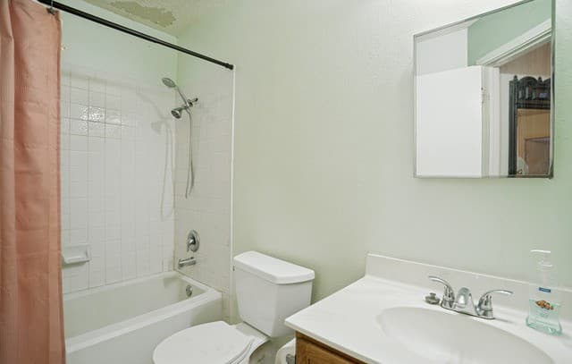 9938  Kelton Drive, San Antonio, TX 78250 — photo 16