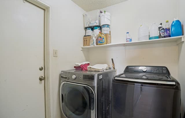 9938  Kelton Drive, San Antonio, TX 78250 — photo 23