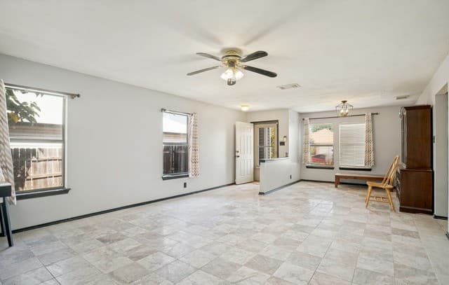 9938  Kelton Drive, San Antonio, TX 78250 — photo 4
