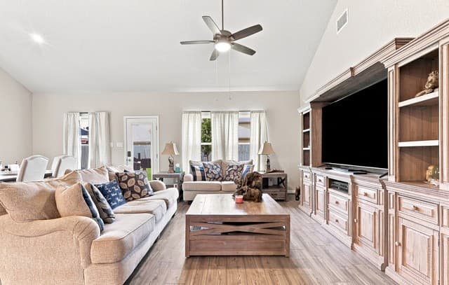 17019  Barker Path, San Antonio, TX 78247 — photo 17