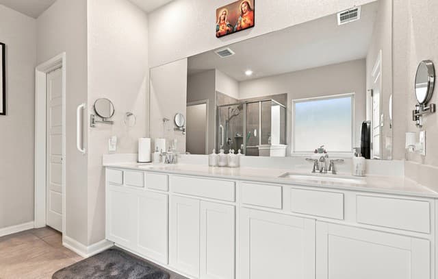 17019  Barker Path, San Antonio, TX 78247 — photo 20
