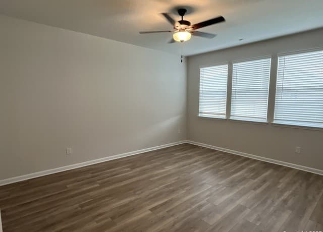 8234  Sunrise Glen, Schertz, TX 78154 — photo 4