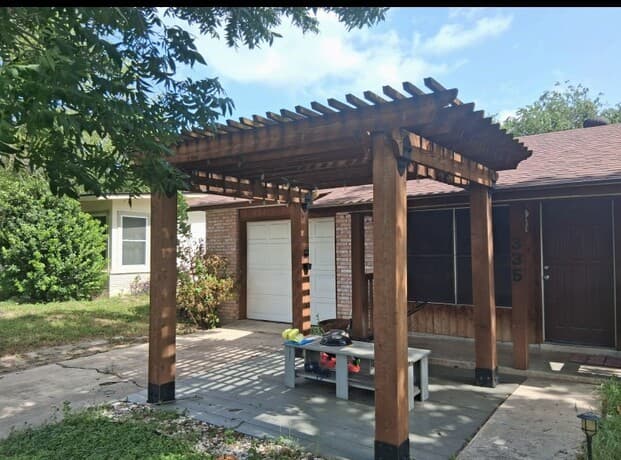 335  Radiance Ave