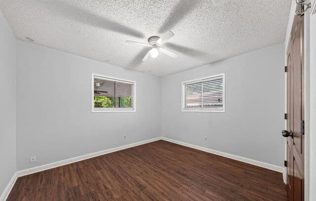138  Bobolink Dr, New Braunfels, TX 78130 — photo 22