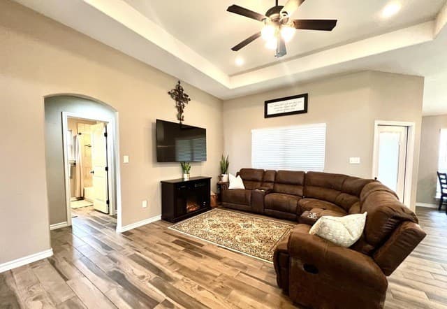 1729  Vista View Dr, Pleasanton, TX 78064 — photo 12