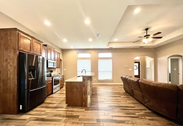 1729  Vista View Dr, Pleasanton, TX 78064 — photo 7