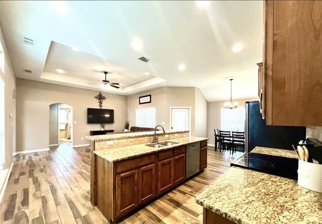 1729  Vista View Dr, Pleasanton, TX 78064 — photo 8