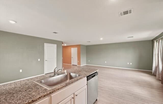 13118  Levi Ter, San Antonio, TX 78221 — photo 11
