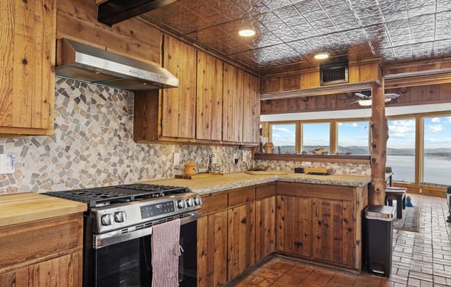 180  Pr 2621, Mico, TX 78056 — photo 24