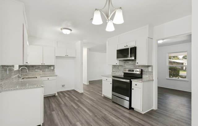 451  Hialeah Ave, San Antonio, TX 78218 — photo 7