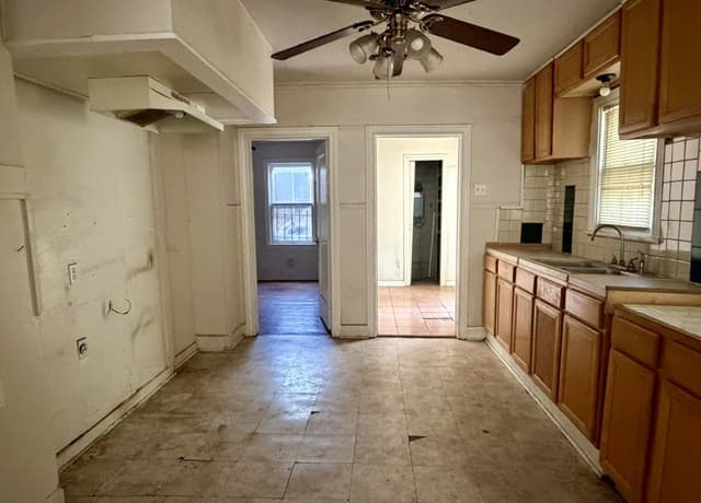 949  Aransas, San Antonio, TX 78210 — photo 10