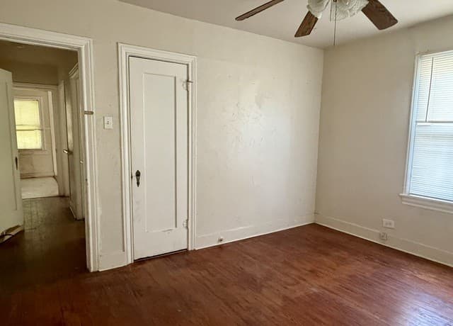949  Aransas, San Antonio, TX 78210 — photo 8
