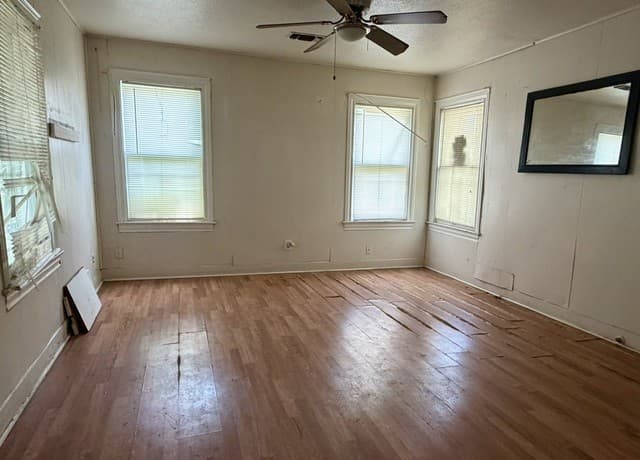 949  Aransas, San Antonio, TX 78210 — photo 9
