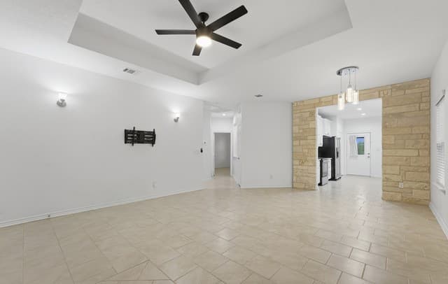 7618  Bit, Elmendorf, TX 78112 — photo 4