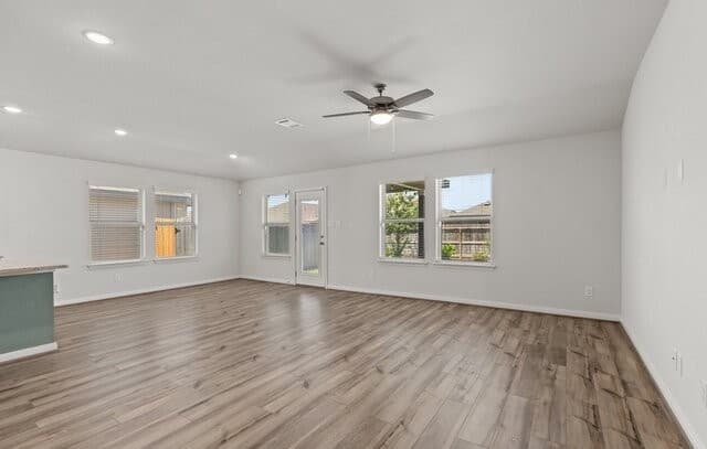 16923  Eaton Ter, San Antonio, TX 78247 — photo 10