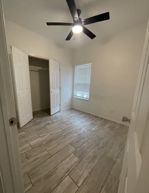 4207  Commercial Unit 102, San Antonio, TX 78221 — photo 8