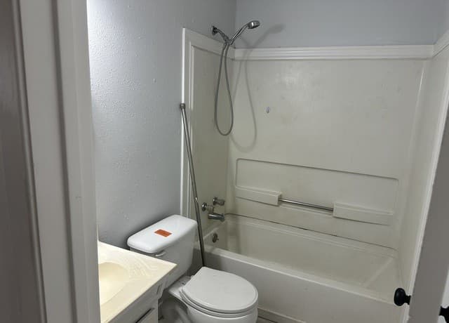 401  W Adams, Pleasanton, TX 78064 — photo 16