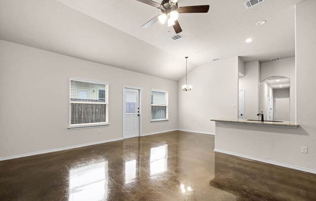 310 /312  Emma Drive, New Braunfels, TX 78130 — photo 11