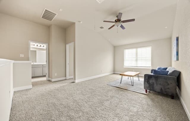 100  Clarendon, Boerne, TX 78015 — photo 14