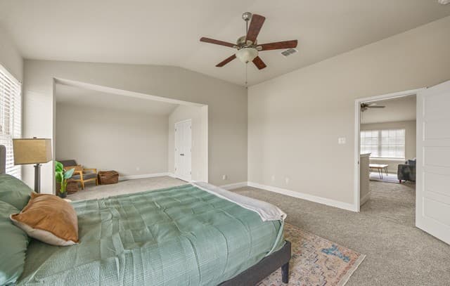 100  Clarendon, Boerne, TX 78015 — photo 8