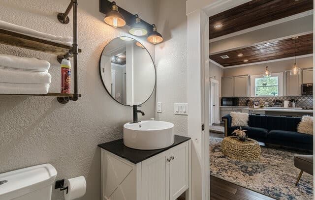 1022  Nolan, San Antonio, TX 78202 — photo 14