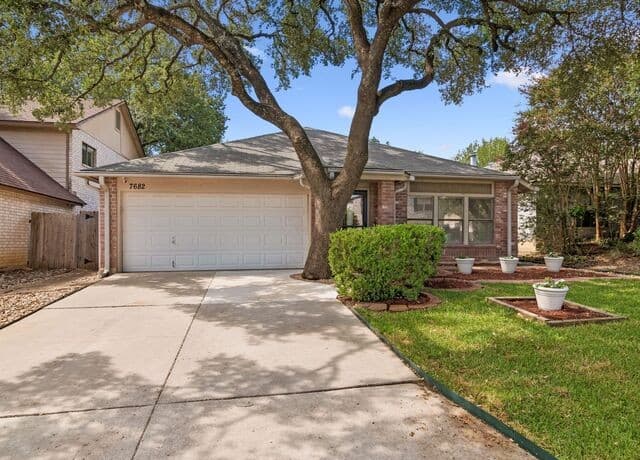 7682  Aspen Park