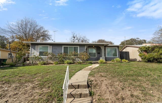 311 Karen Ln Unit A