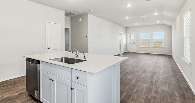 16048  Hamilton Cove, Elmendorf, TX 78112 — photo 11