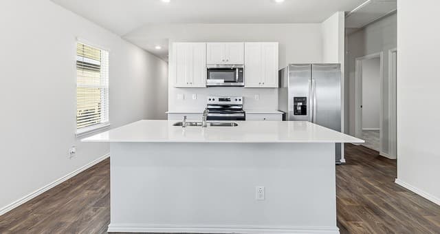 16048  Hamilton Cove, Elmendorf, TX 78112 — photo 8