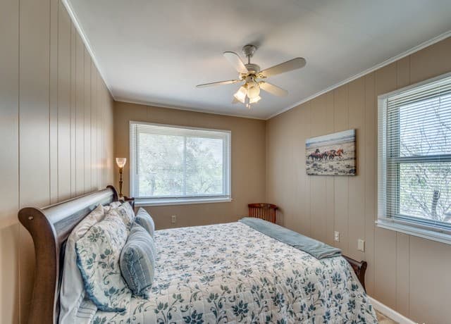 1660  Mciver, Canyon Lake, TX 78133 — photo 17