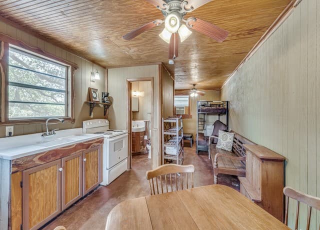 1660  Mciver, Canyon Lake, TX 78133 — photo 18