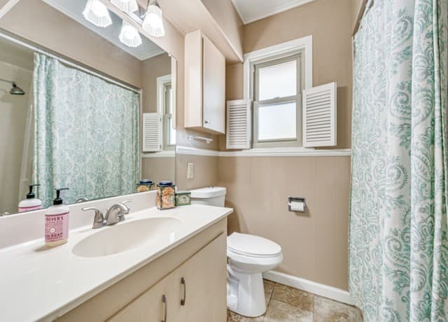 1660  Mciver, Canyon Lake, TX 78133 — photo 19
