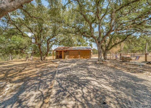 1660  Mciver, Canyon Lake, TX 78133 — photo 20